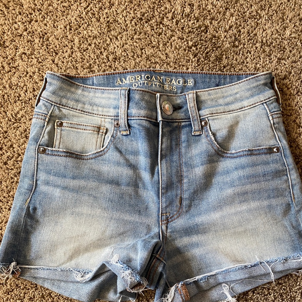 AE High-Rise Shorts!